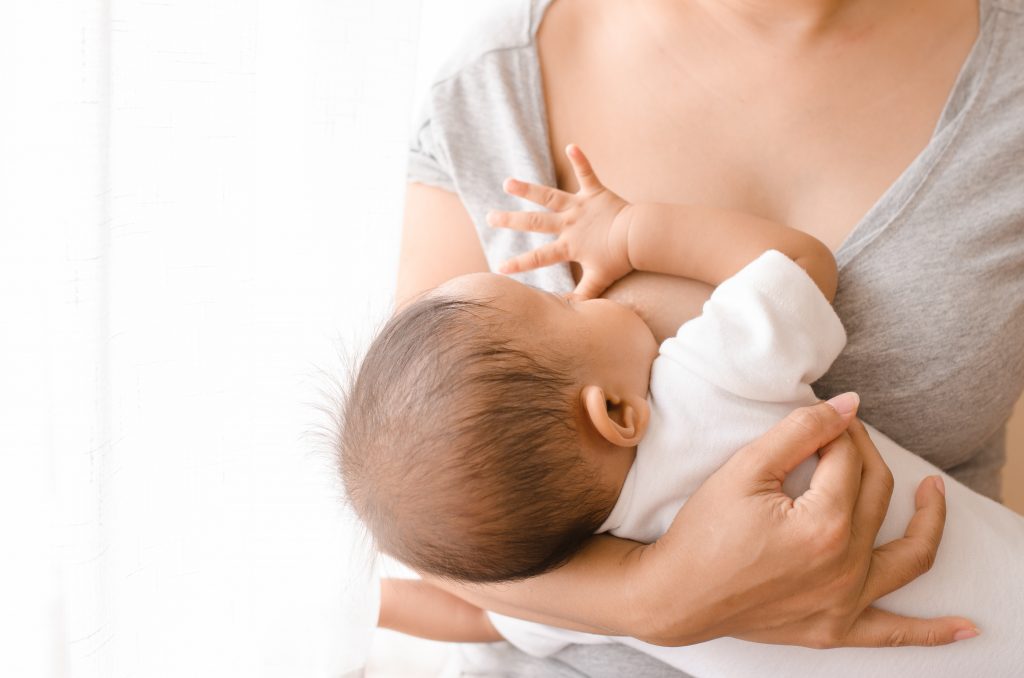 Mitos e verdades sobre o Aleitamento Materno